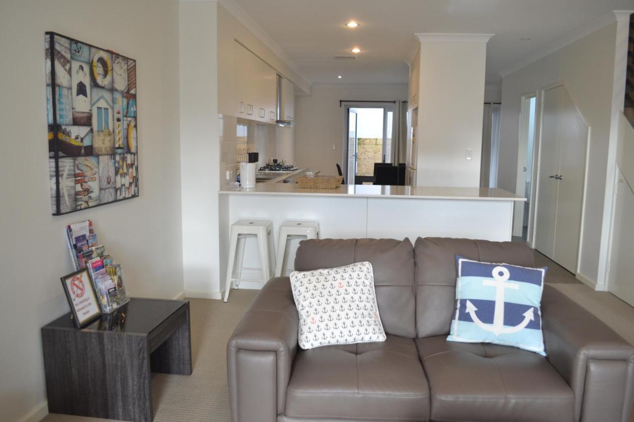 North Coogee Beach House Fremantle Exterior photo